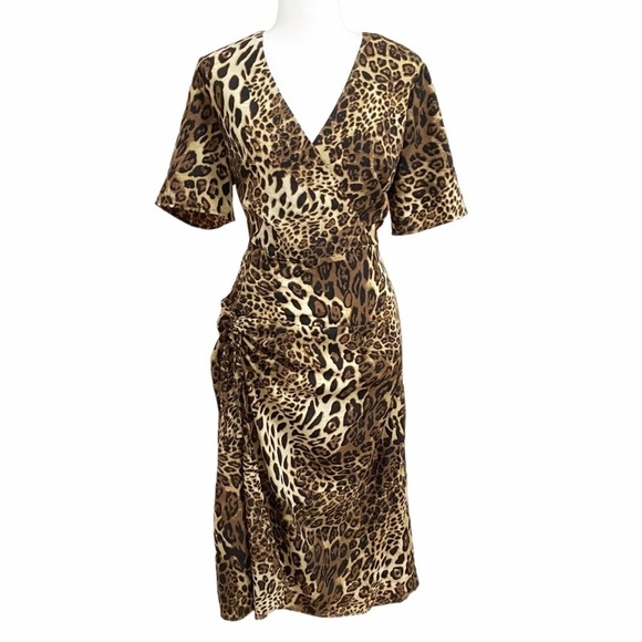 𝅺NWT NASTY GAL ANIMAL LEOPARD CINCHED SHORT SLEEVE  FAUX WRAP SLIT DRESS - 10 - Picture 2 of 14